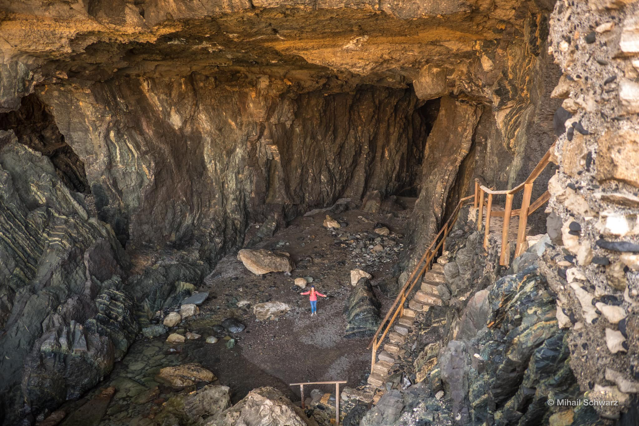 Riesige Höhlen in Ajuy